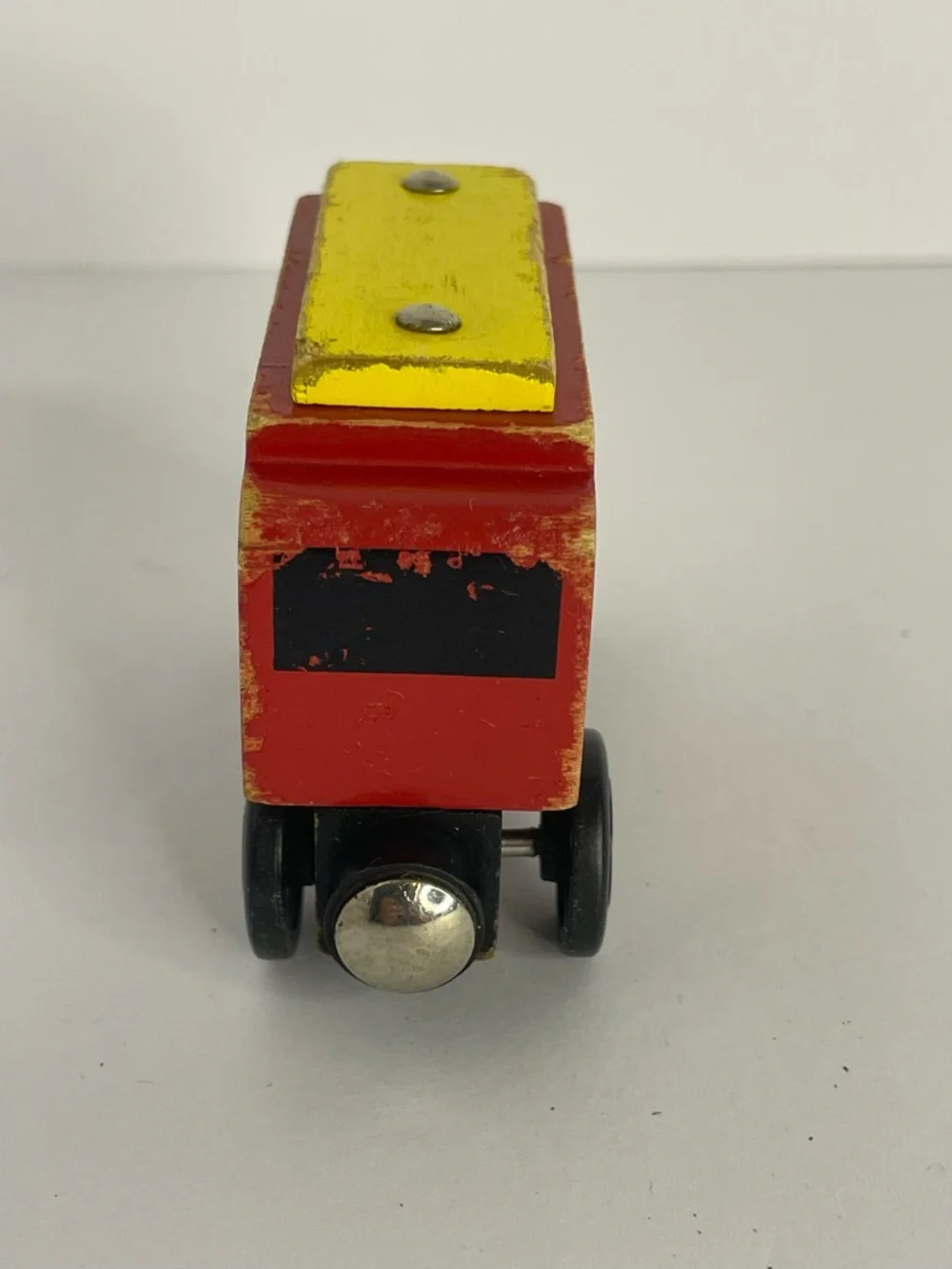 2004 McFreely Rogers Foundation Neighborhood Wood Trolley Magnetic - Picture 2 of 8